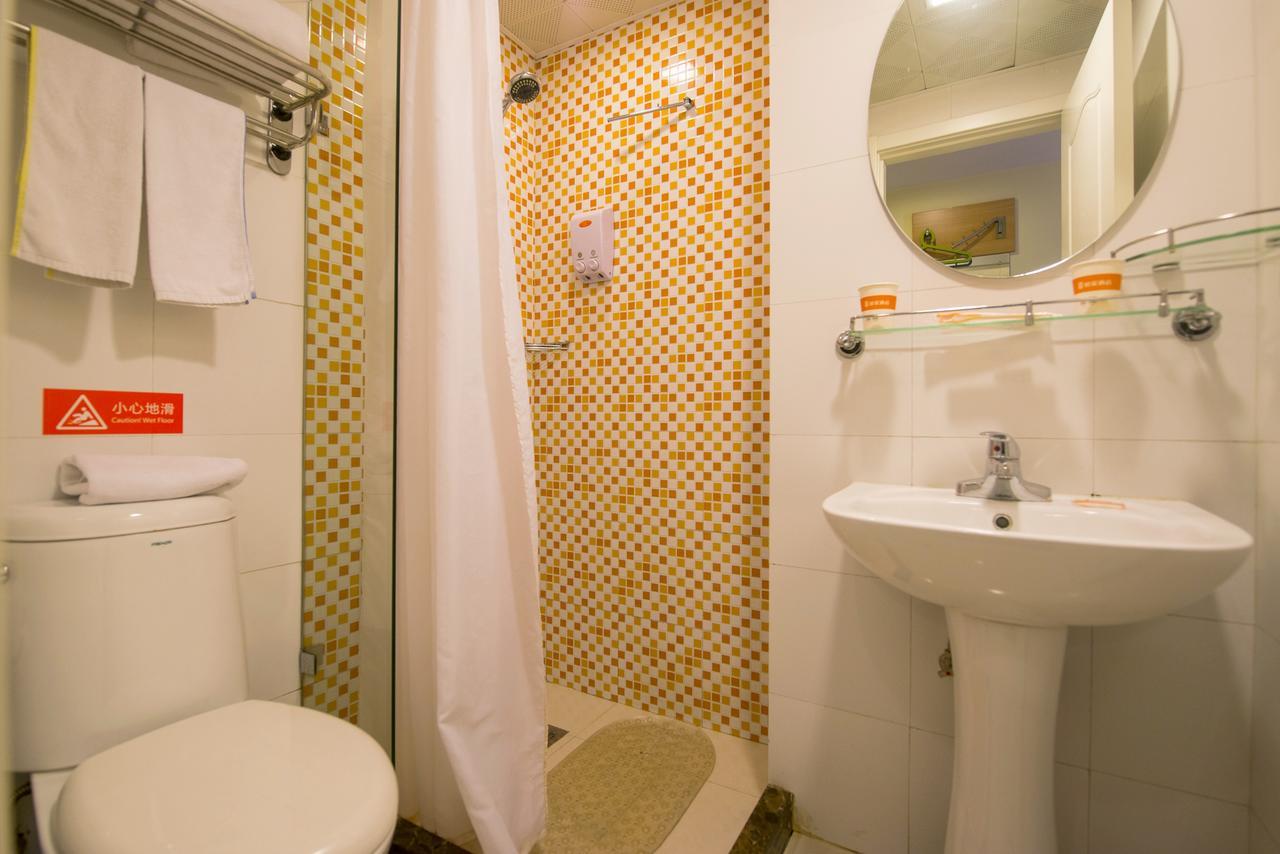 Home Inn Shanghai Century Park ภายนอก รูปภาพ