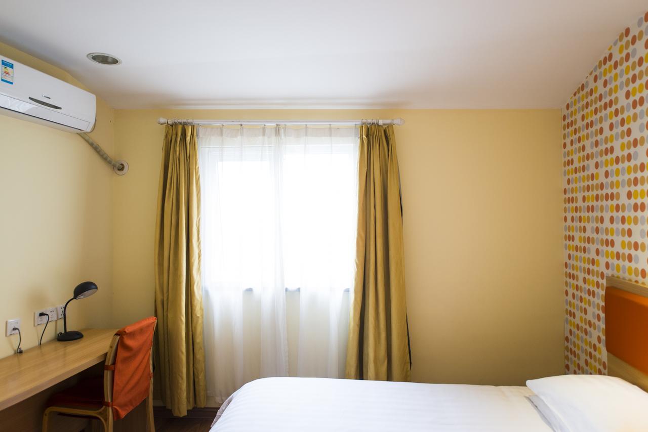 Home Inn Shanghai Century Park ภายนอก รูปภาพ