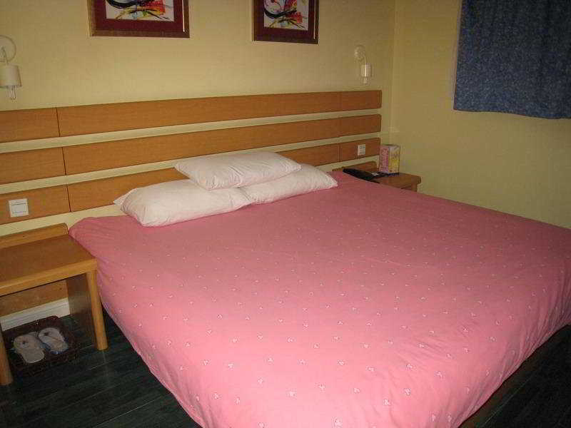Home Inn Shanghai Century Park ภายนอก รูปภาพ