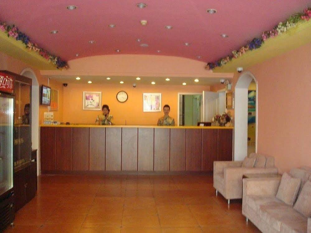 Home Inn Shanghai Century Park ภายนอก รูปภาพ